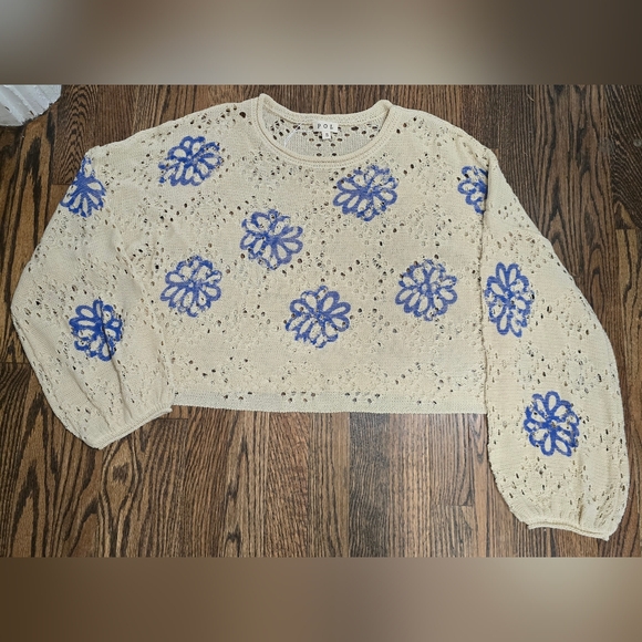POL Women's Ivory Flower Print Sweater Top - Picture 4 of 8